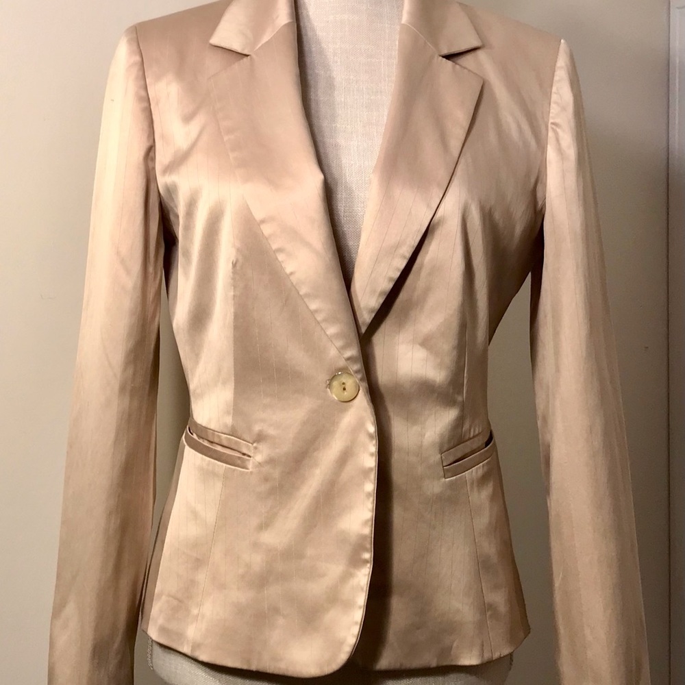 🥂SNATCHED CHAMPAGNE & GOLD STRIPED 9WEST BLAZER SZ4